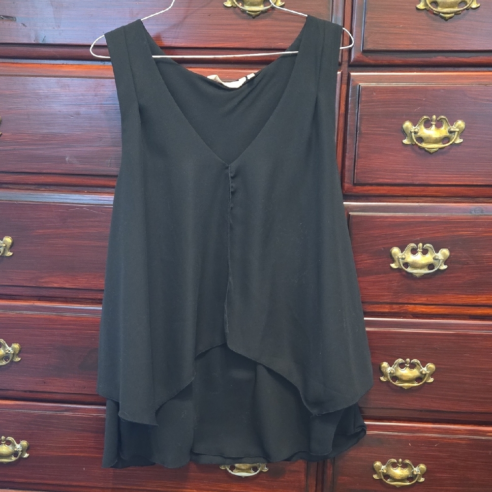 Soft Surroundings Flowy Sleeveless V- Neck Top Size L